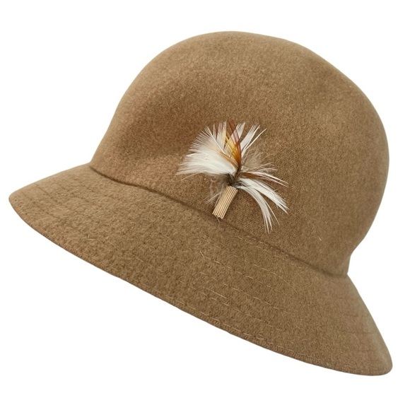 Aquascutum London Accessories - Vintage Aquascutum London classic preppy tan wool blend Kangol Adela bucket hat